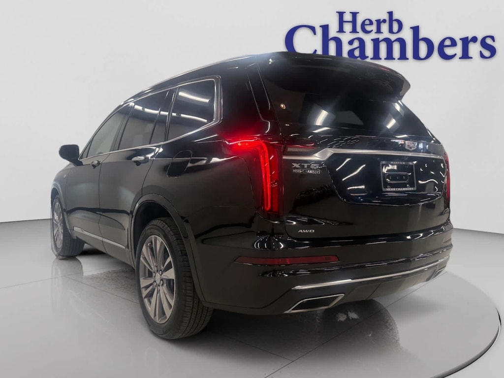 Used 2024 CADILLAC XT6 Premium Luxury w/ Driver Assist & Technology Packages SUV