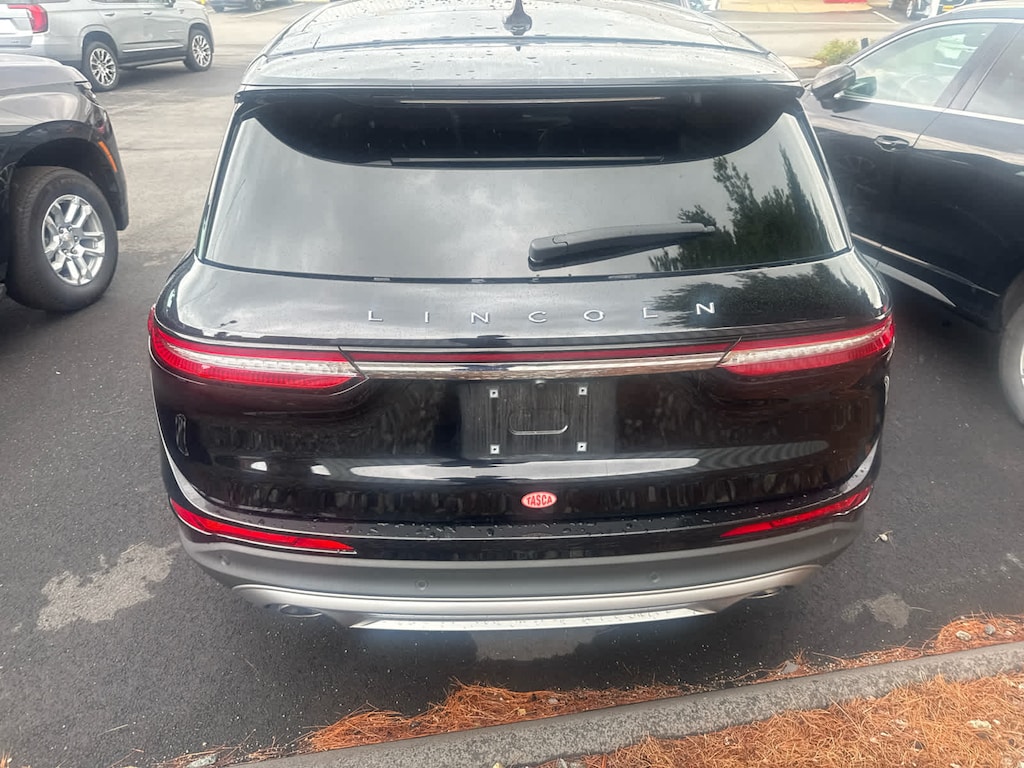 Used 2023 Lincoln Corsair Standard II AWD w/ 101A Equipment Group & Panoramic Moonroof Utility