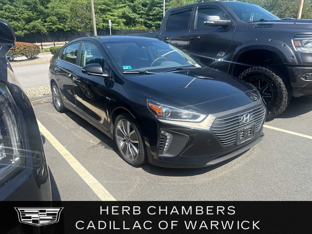 Used 2018 Hyundai IONIQ Hybrid Limited w/ Ultimate Package Hatchback 4 Dr.