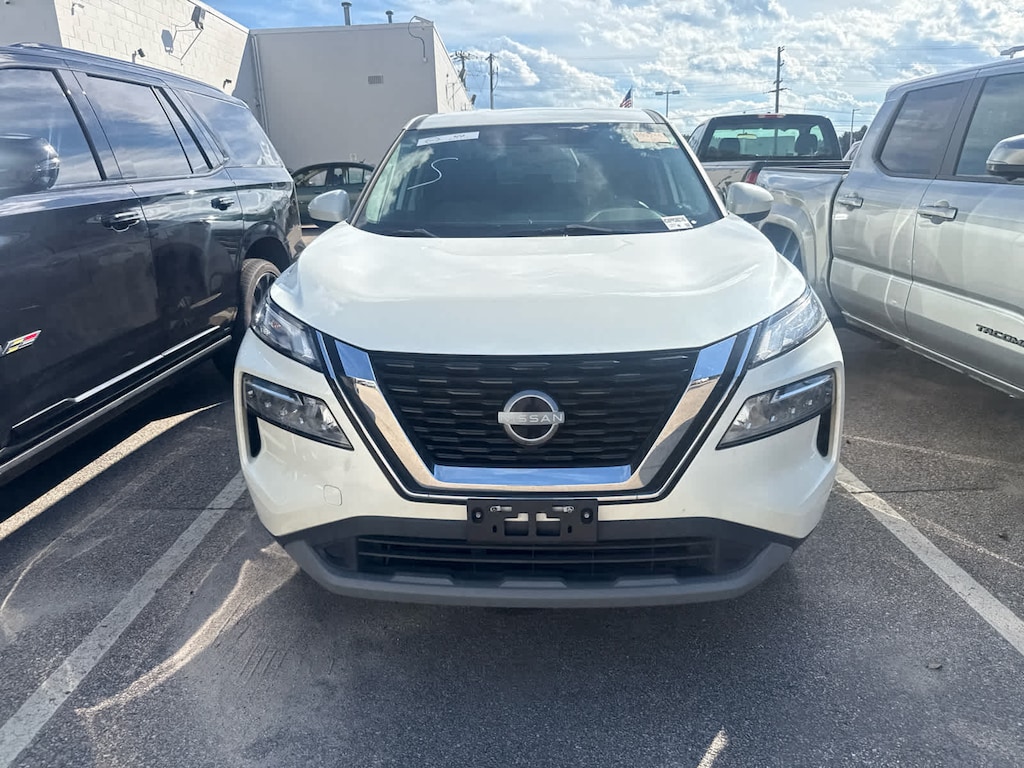 Used 2023 Nissan Rogue SV AWD SUV