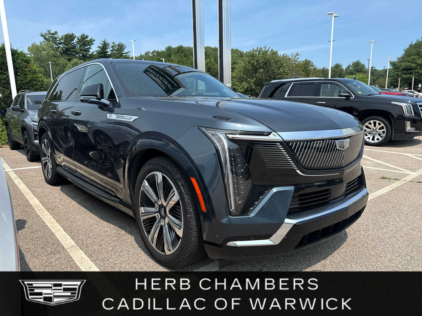  2025 Cadillac Escalade IQ Luxury 2 AWD   