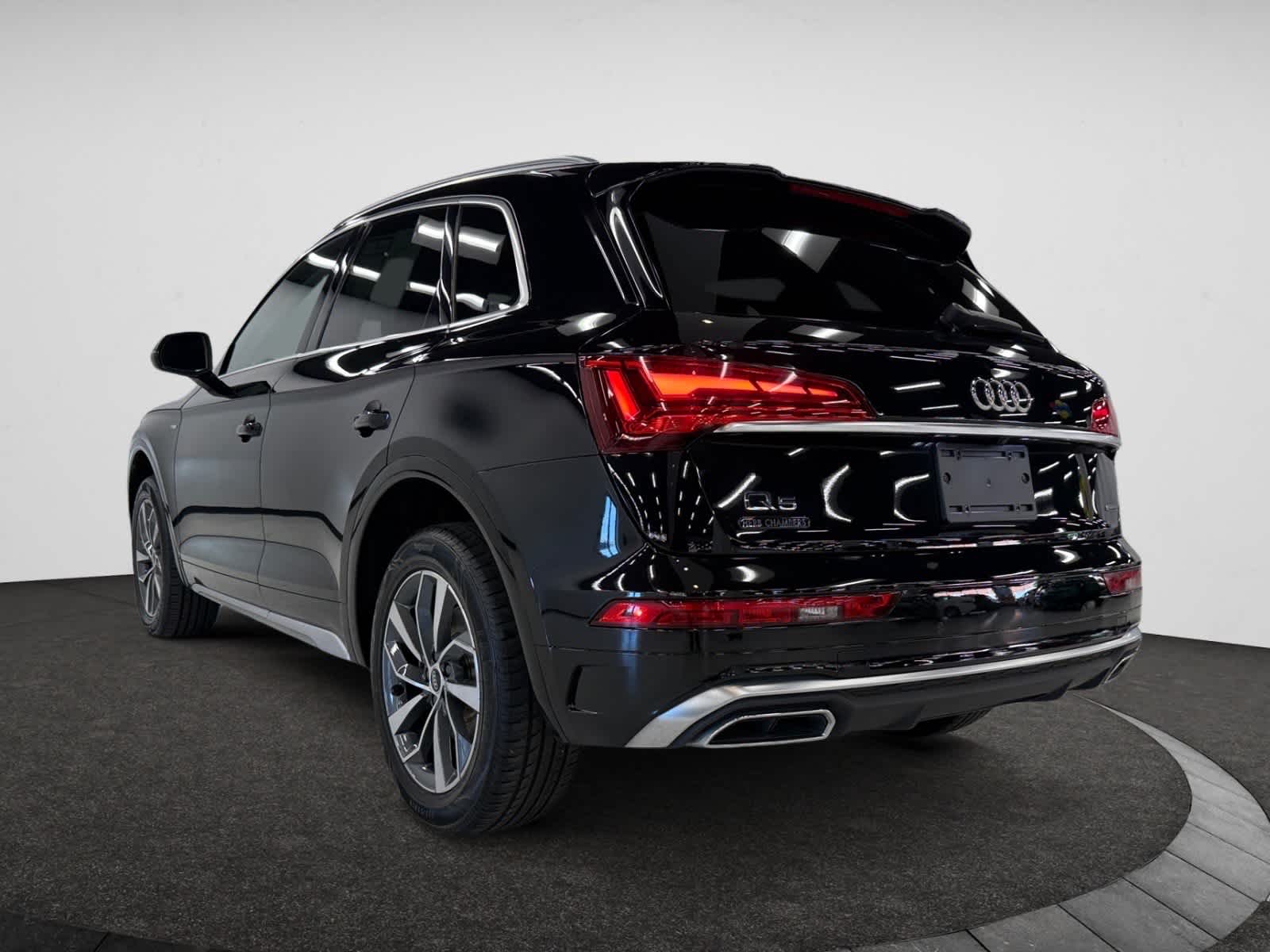 2023 Audi Q5 S line Premium Plus photo 3