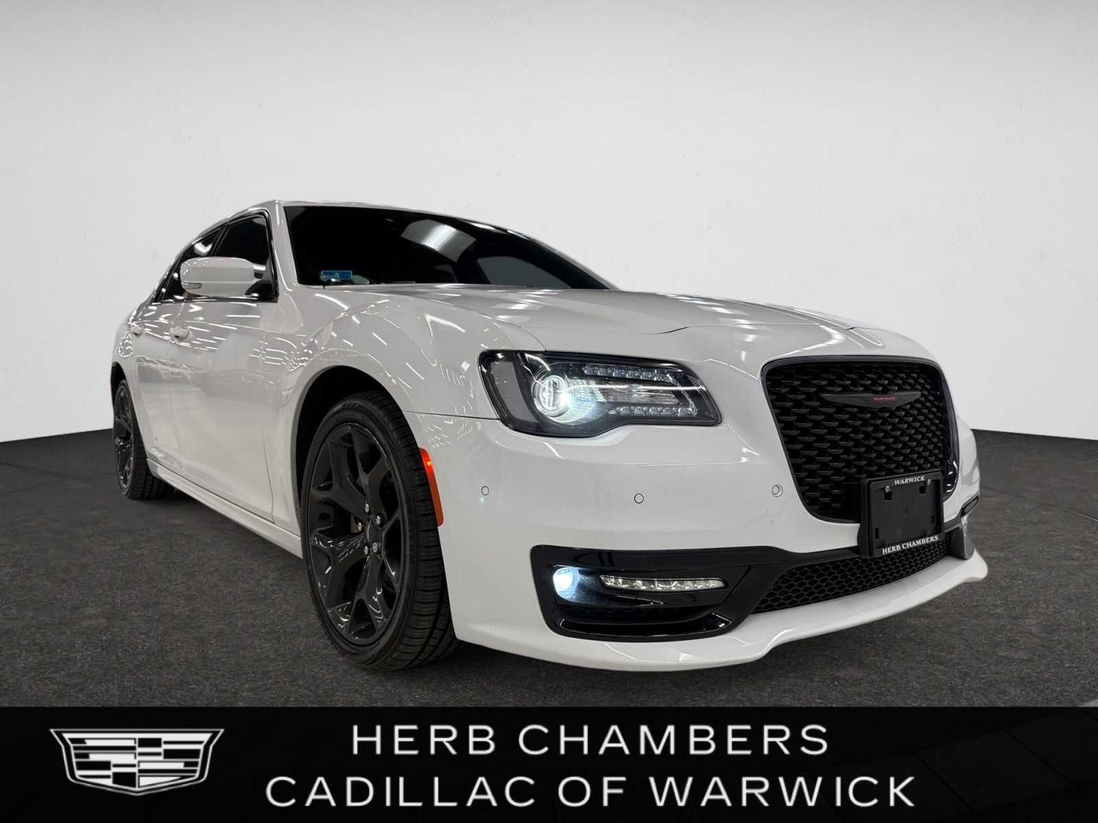 2021 Chrysler 300 S's photo