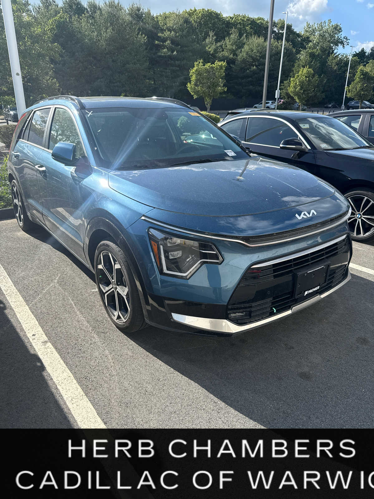2024 Kia Niro SX Touring PHEV's photo