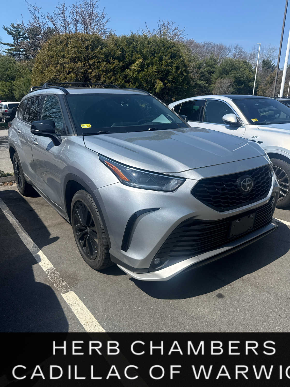 2023 Toyota Highlander Utility 