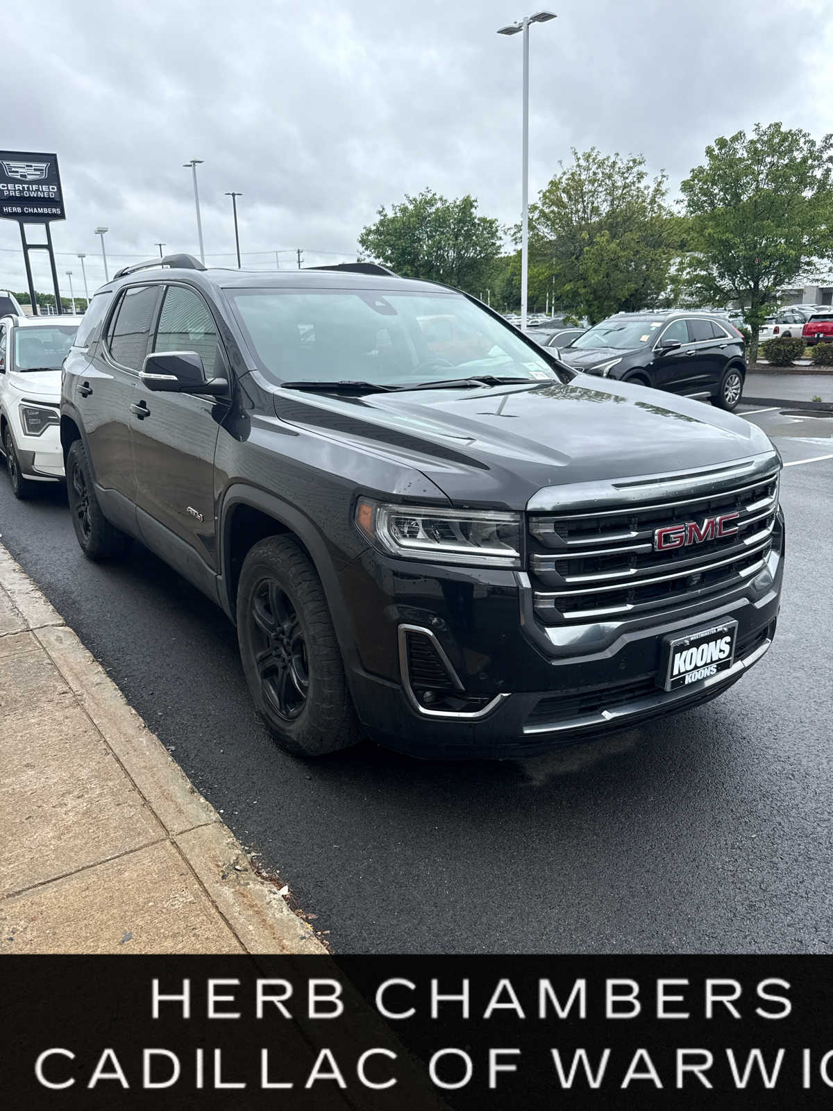 2023 GMC Acadia AT4 AWD's photo