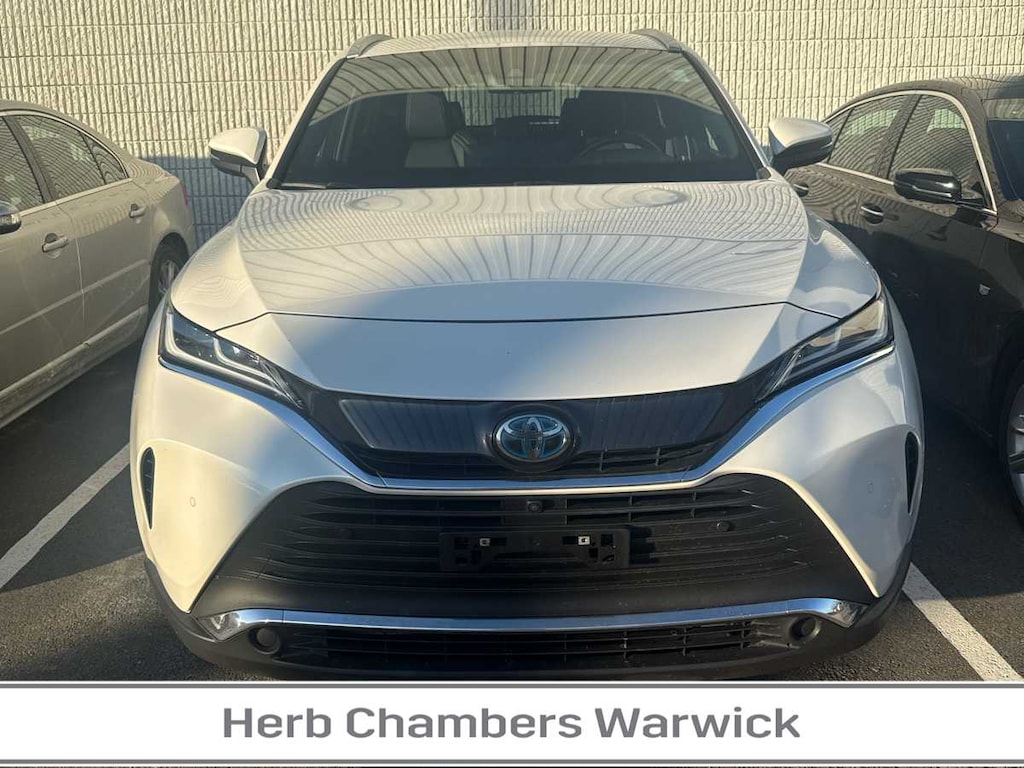 Used 2021 Toyota Venza LE Utility