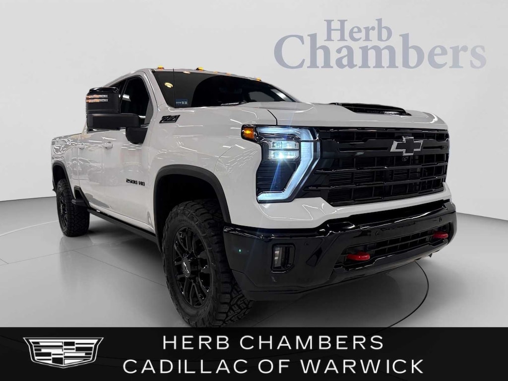 Used 2025 Chevrolet Silverado 2500 HD LTZ Crew Cab 4WD w/ LTZ Convenience Package & Power Retractable Assist Steps Crew Cab
