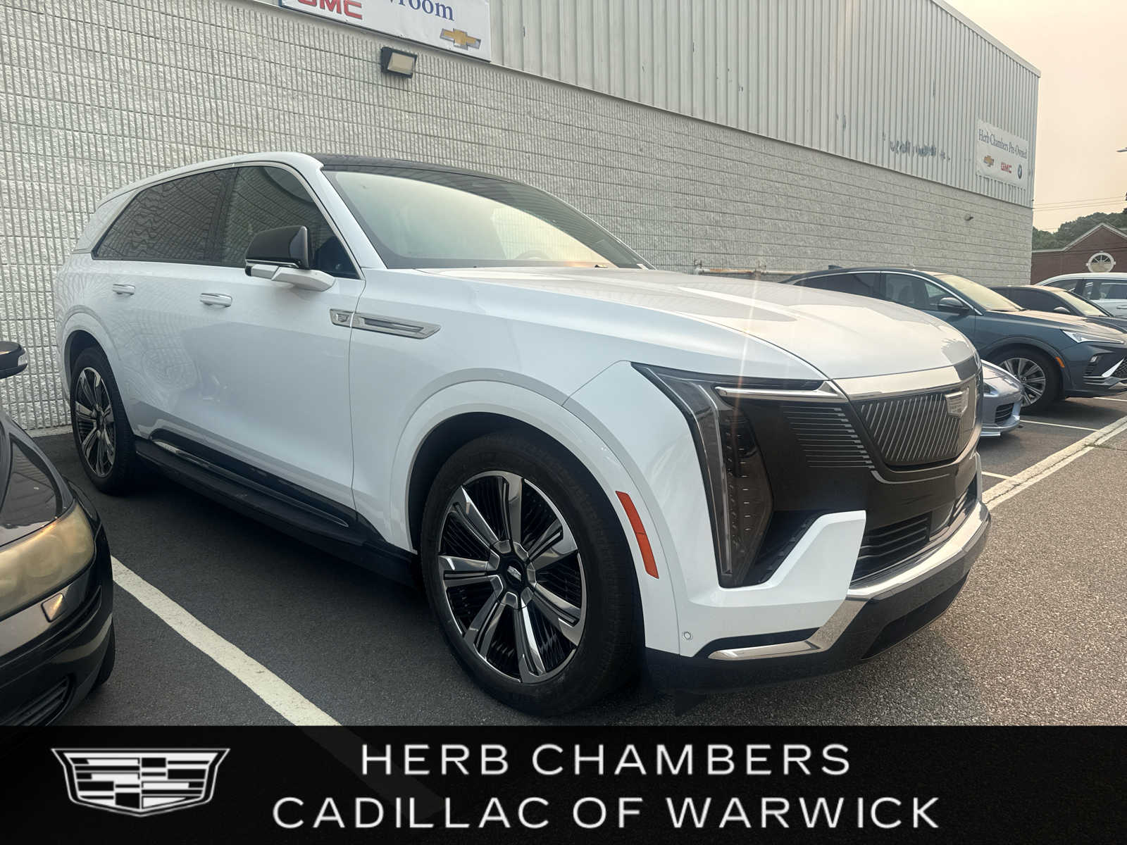  2025 Cadillac Escalade IQ Luxury 2 AWD   