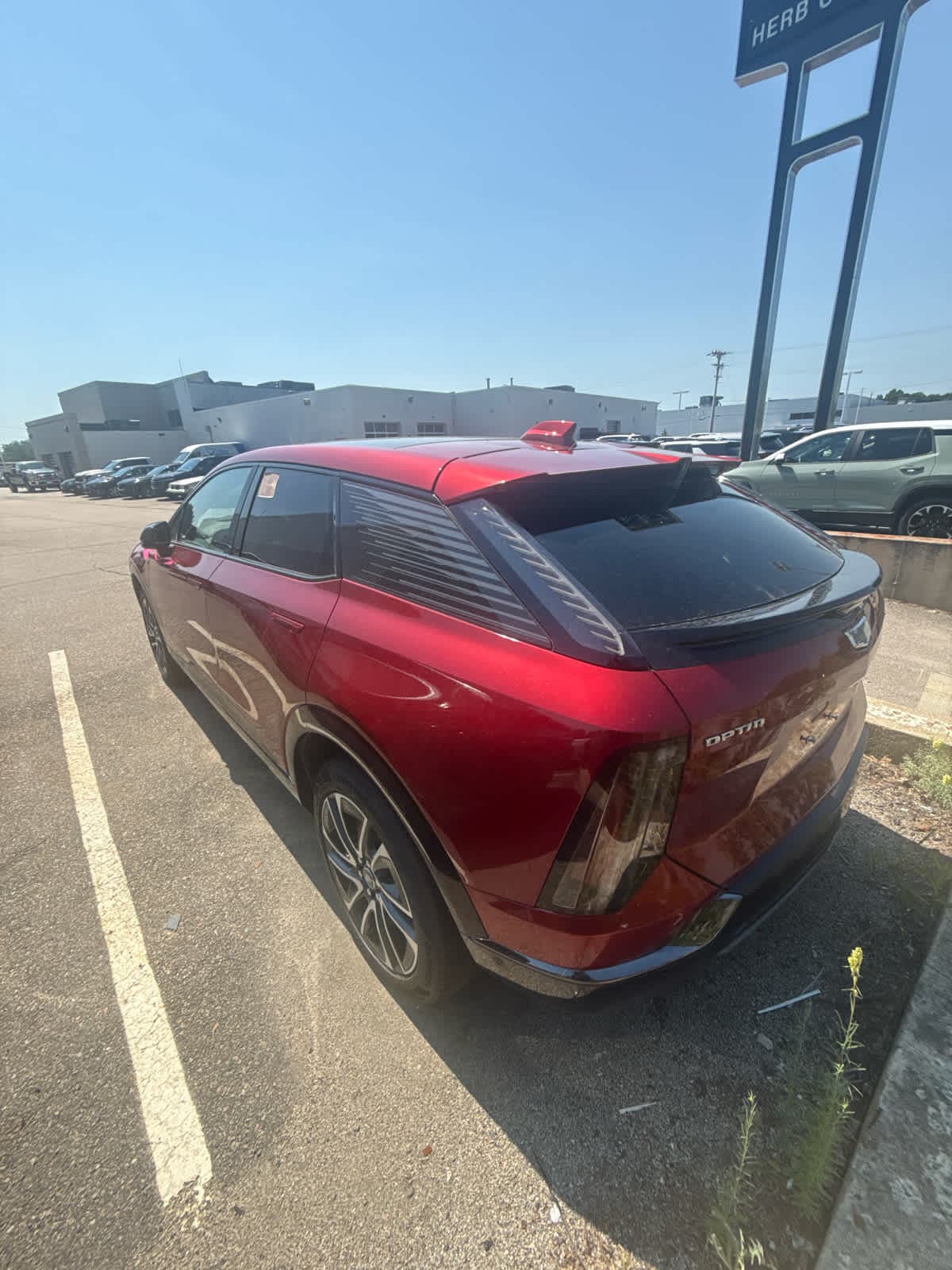 Used 2025 Cadillac OPTIQ Sport 2 with VIN 3GYK3GMRXSS142833 for sale in Warwick, RI