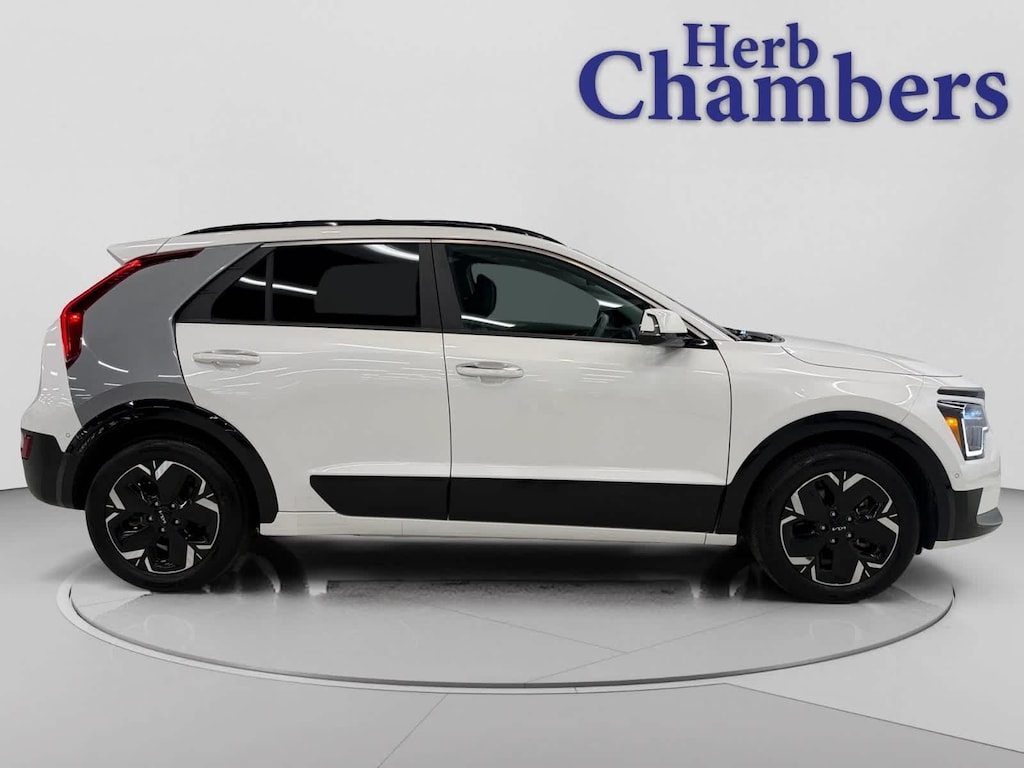 Used 2023 Kia Niro EV Wave FWD w/ Wave Preserve Package SUV