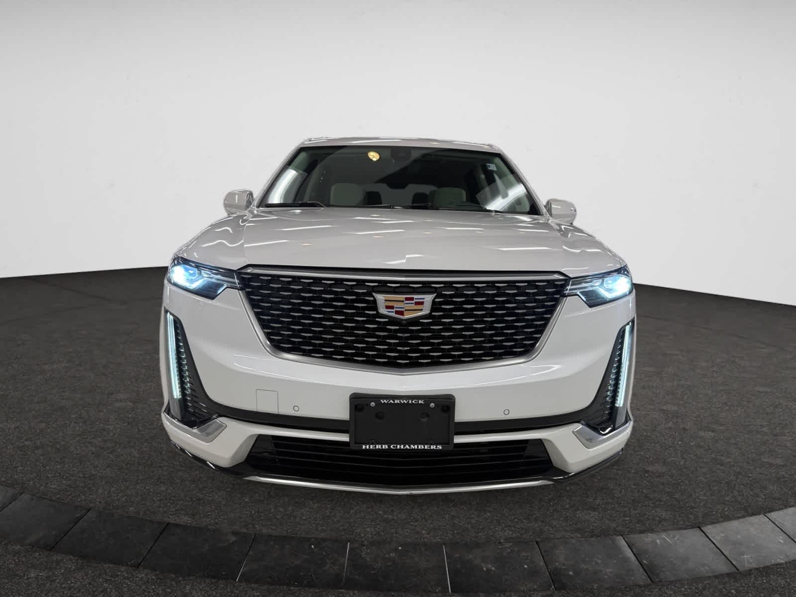 2023 Cadillac XT6 Premium Luxury photo 4