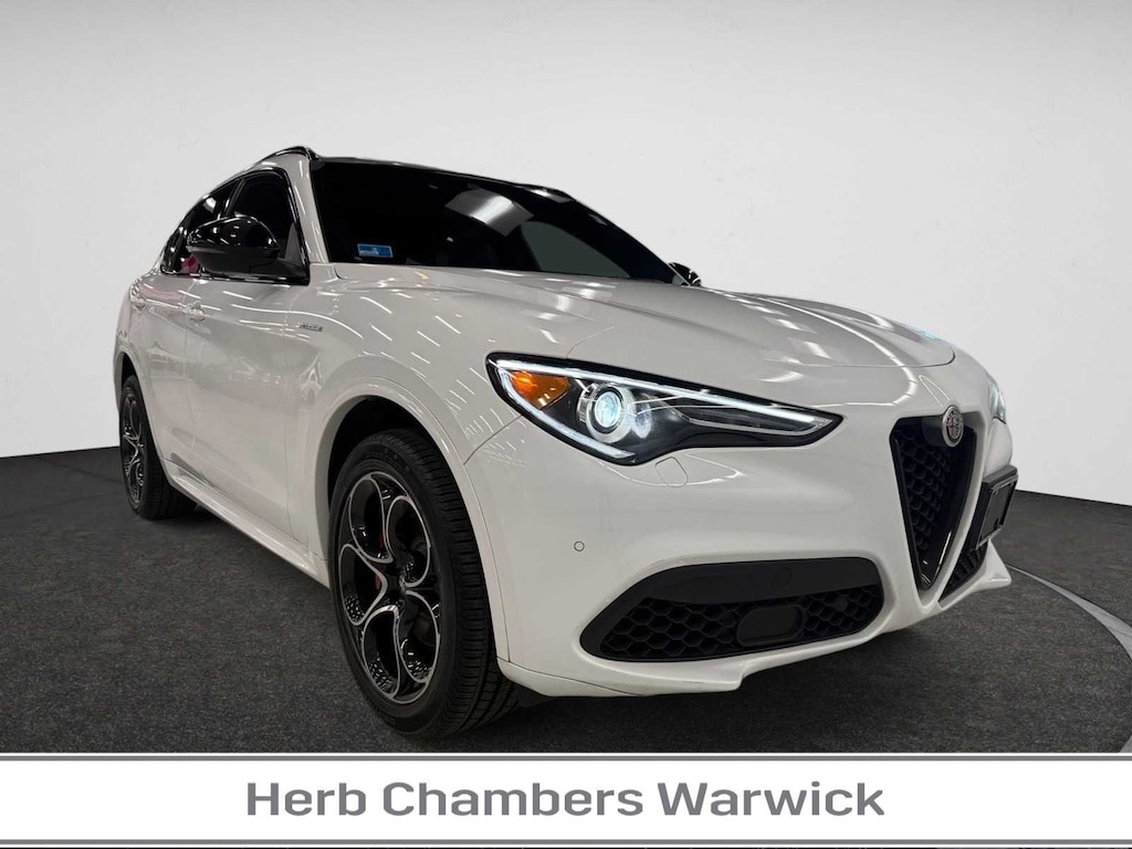 Used 2022 Alfa Romeo Stelvio Veloce