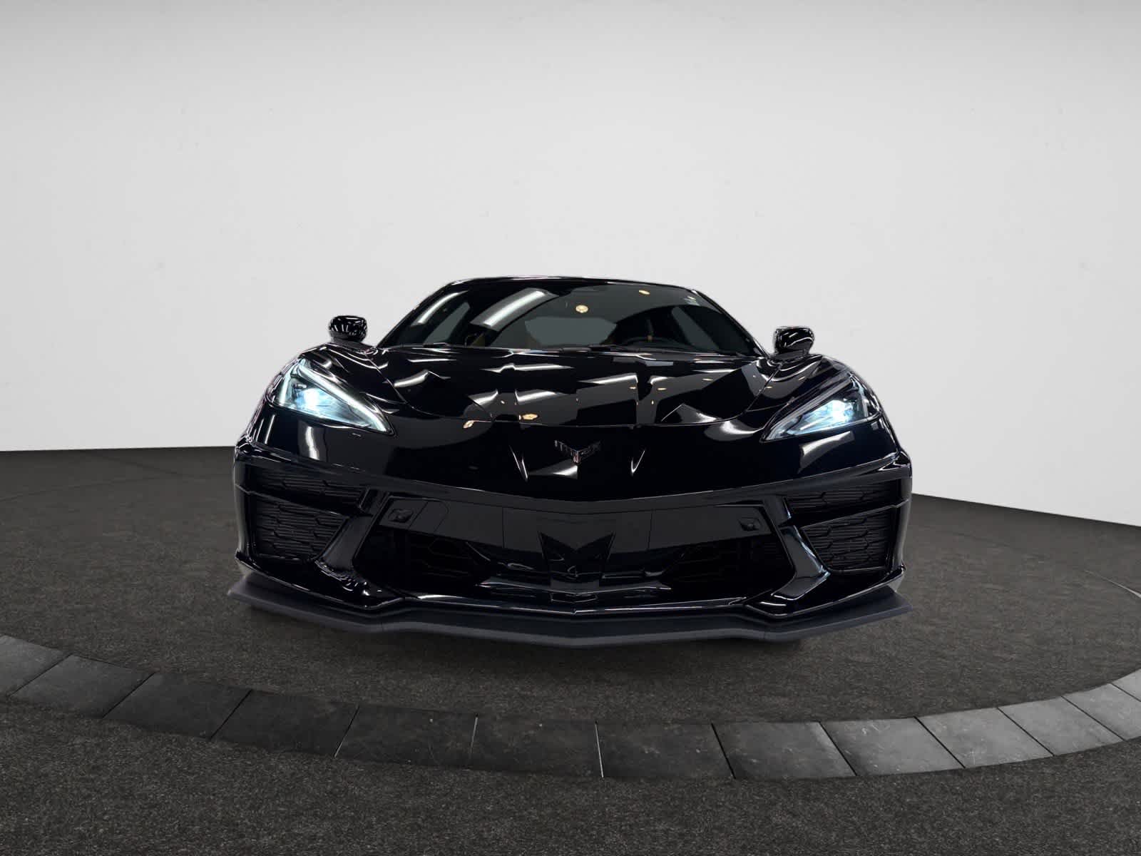 2025 Chevrolet Corvette Stingray 2LT photo 4