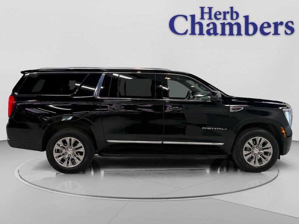 Used 2025 GMC Yukon XL Denali AWD w/ 2nd Row Bucket Seats SUV