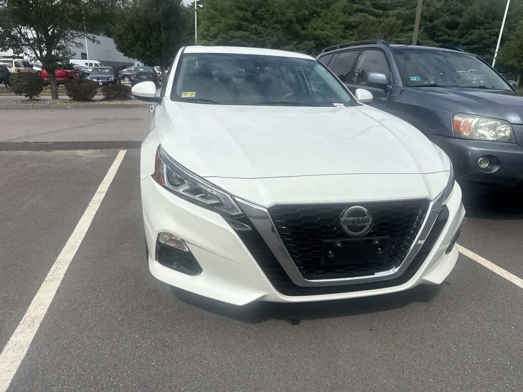 Used 2021 Nissan Altima 2.5 SL AWD Sedan 4 Dr.