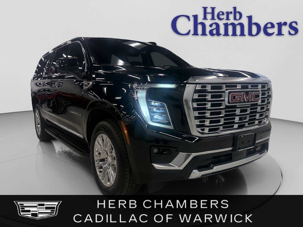 Used 2025 GMC Yukon XL Denali AWD w/ 2nd Row Bucket Seats SUV
