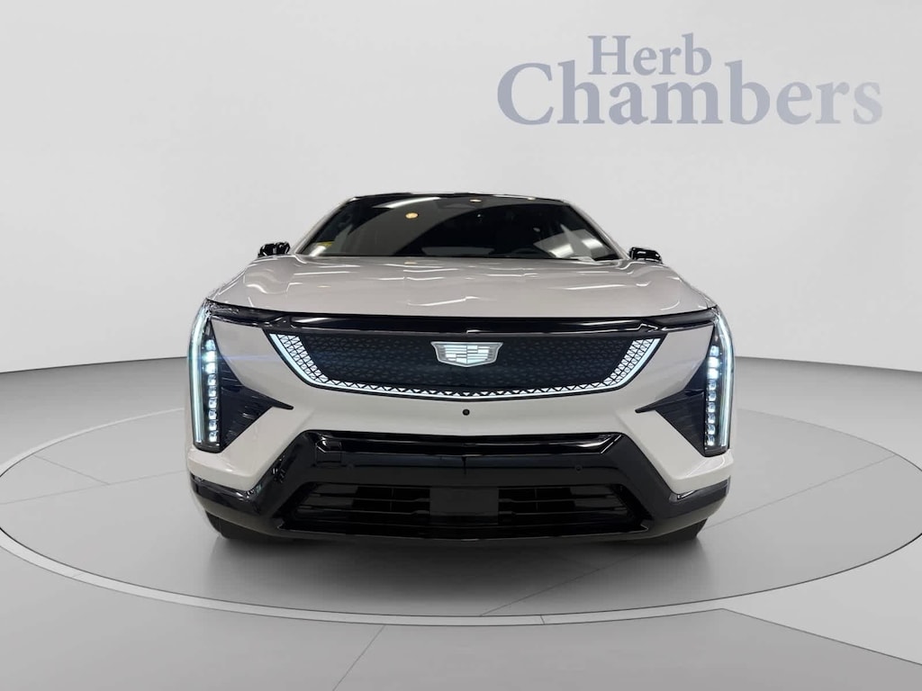 Used 2025 CADILLAC OPTIQ Sport 2 AWD SUV