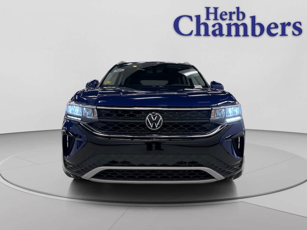 Used 2023 Volkswagen Taos 1.5T SE AWD Utility