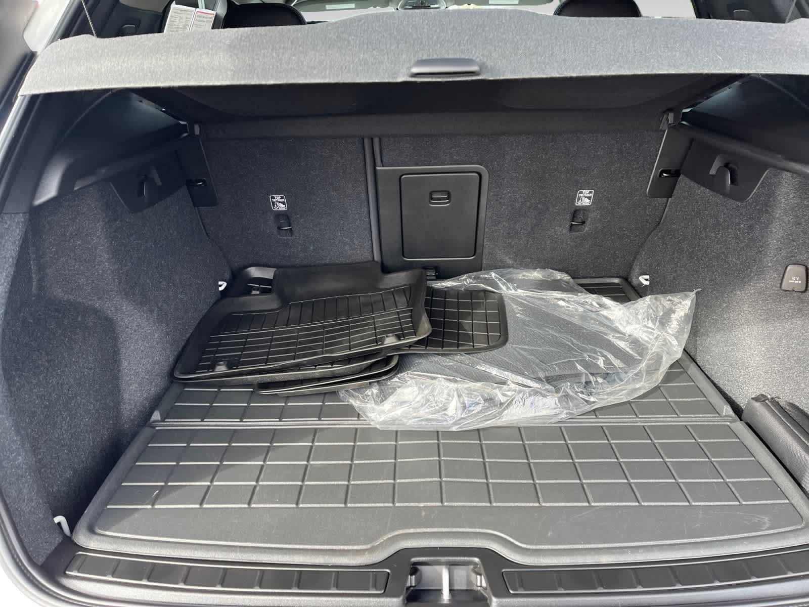 used 2023 Volvo XC40 car, priced at $26,737