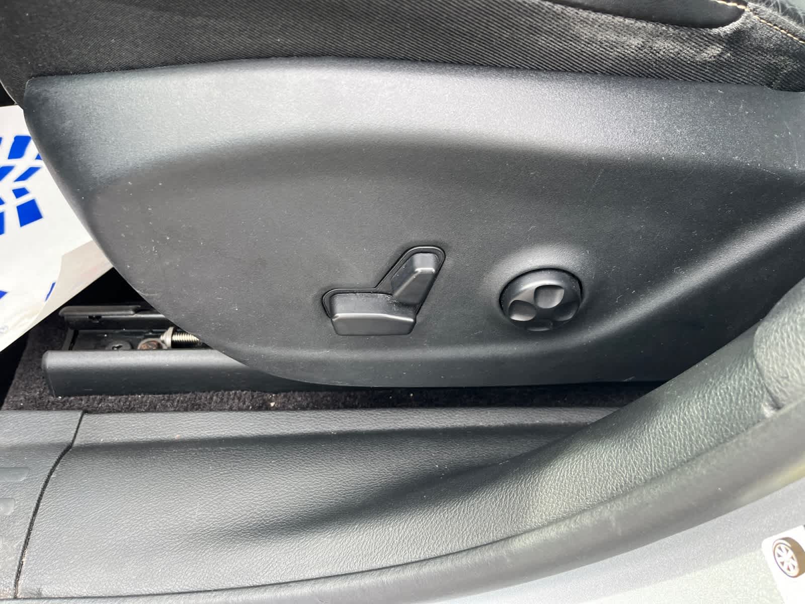 used 2018 Jeep Cherokee car, priced at $12,314