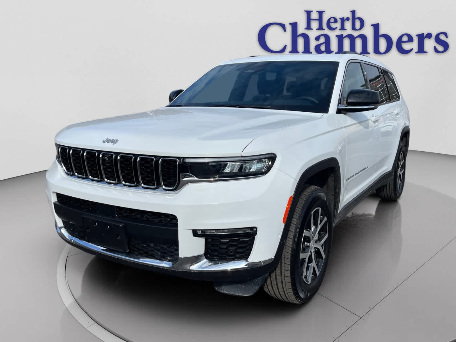 used 2024 Jeep Grand Cherokee L car, priced at $35,039