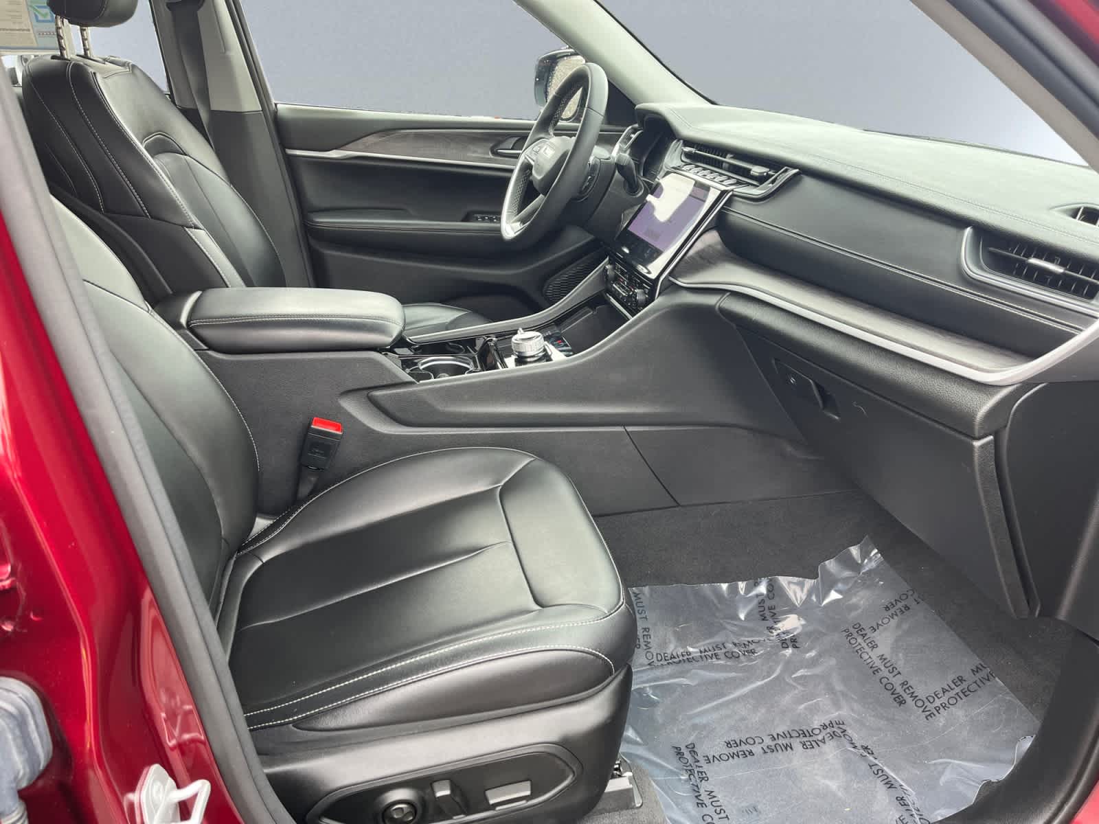 used 2023 Jeep Grand Cherokee car, priced at $33,131