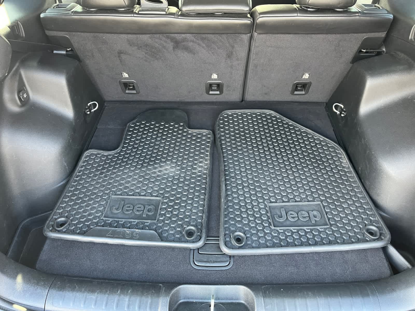 used 2019 Jeep Cherokee car, priced at $15,144