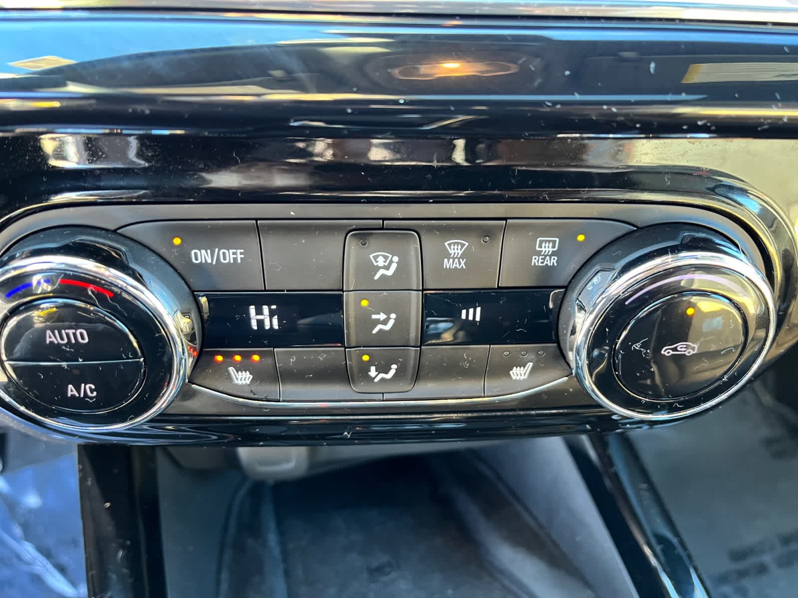 used 2025 Chevrolet Trax car, priced at $21,263