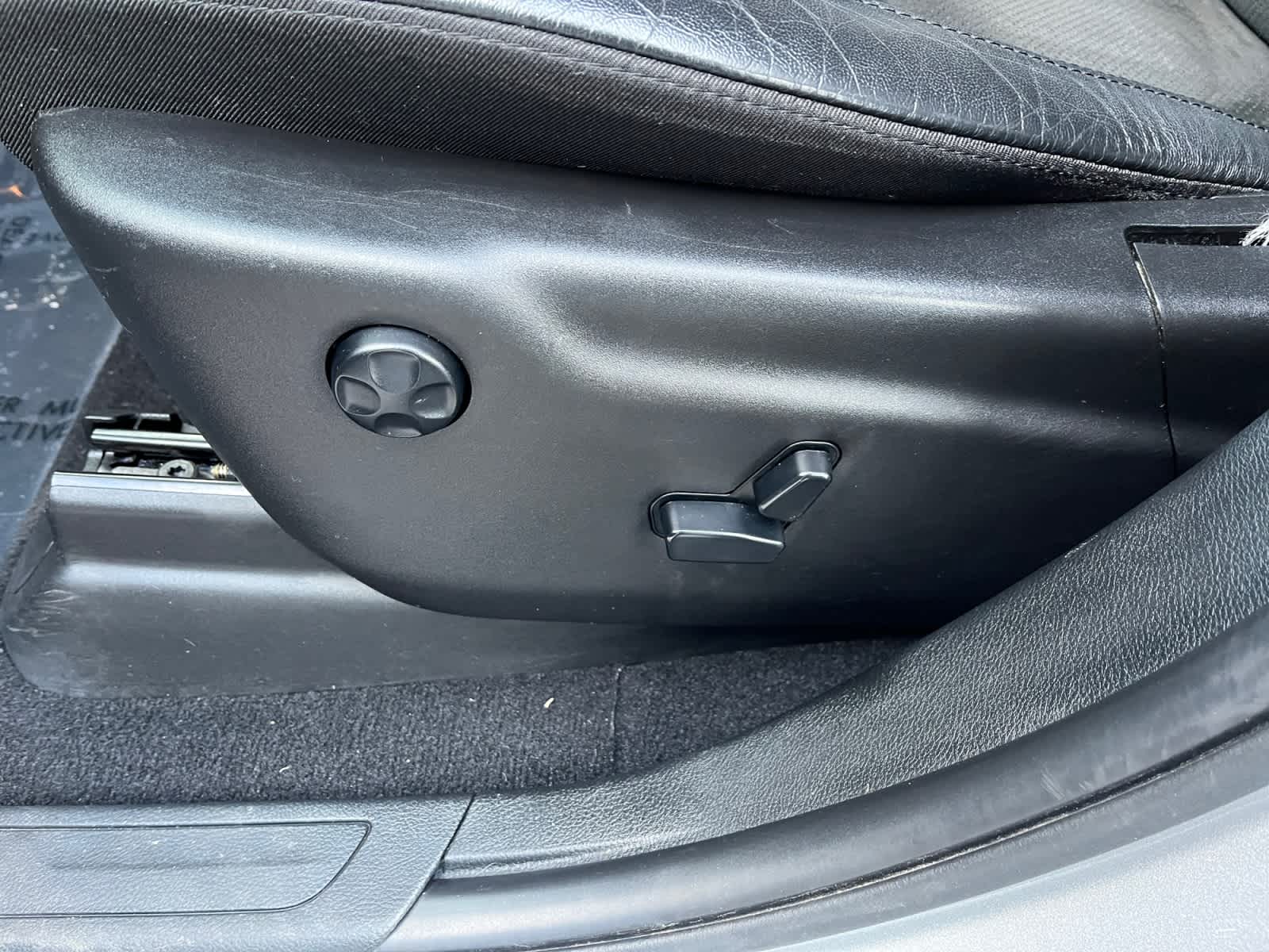 used 2020 Jeep Grand Cherokee car, priced at $23,402