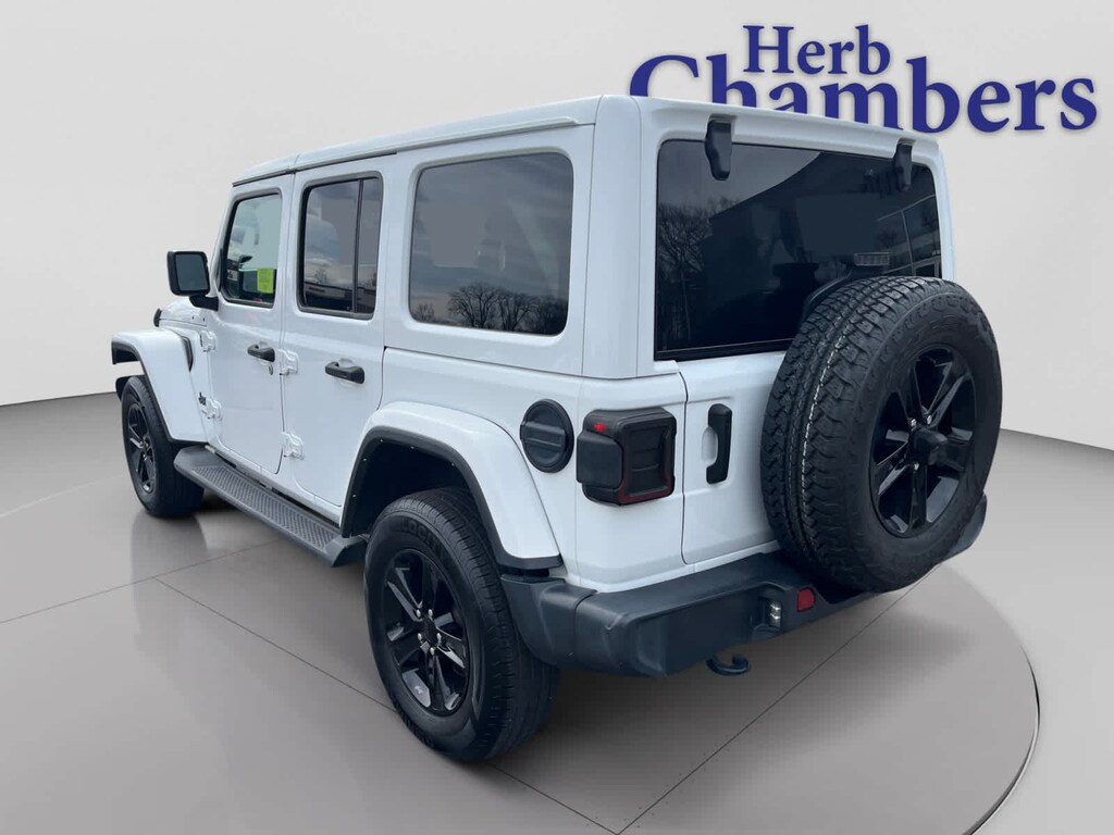 Used 2021 Jeep Wrangler Unlimited Sahara Altitude SUV