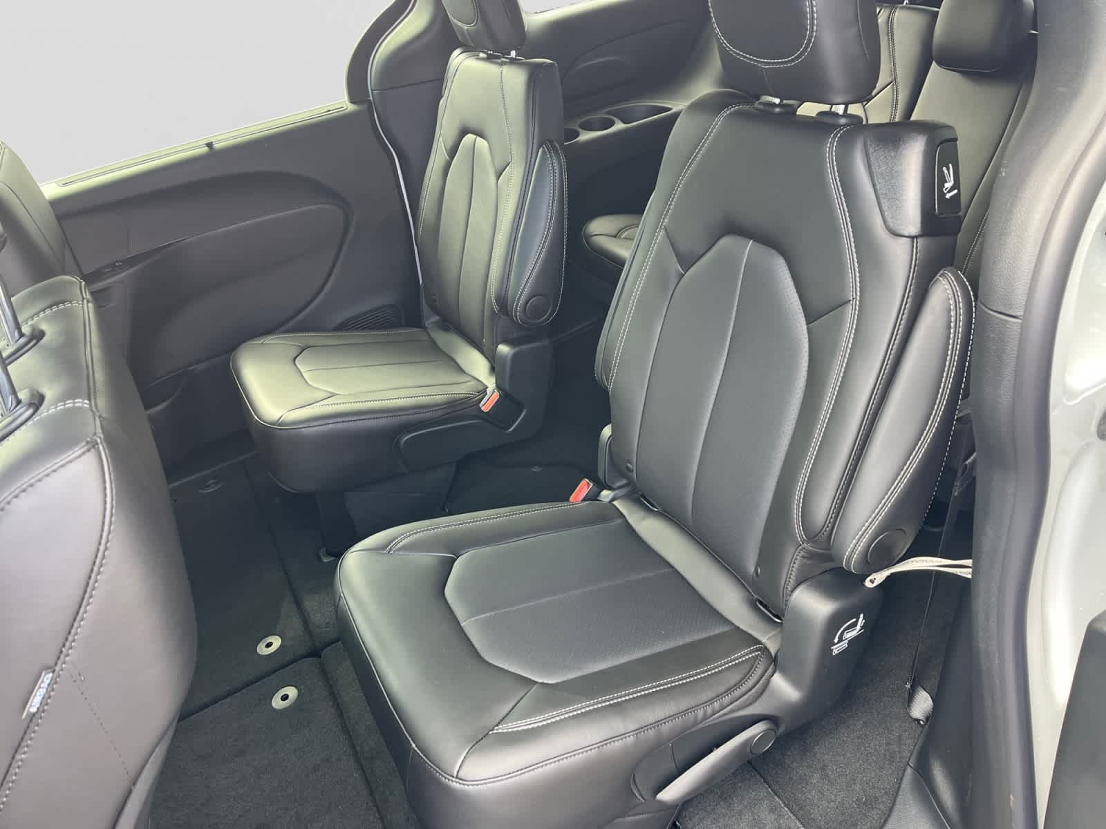 new 2026 Chrysler Pacifica car, priced at $51,505