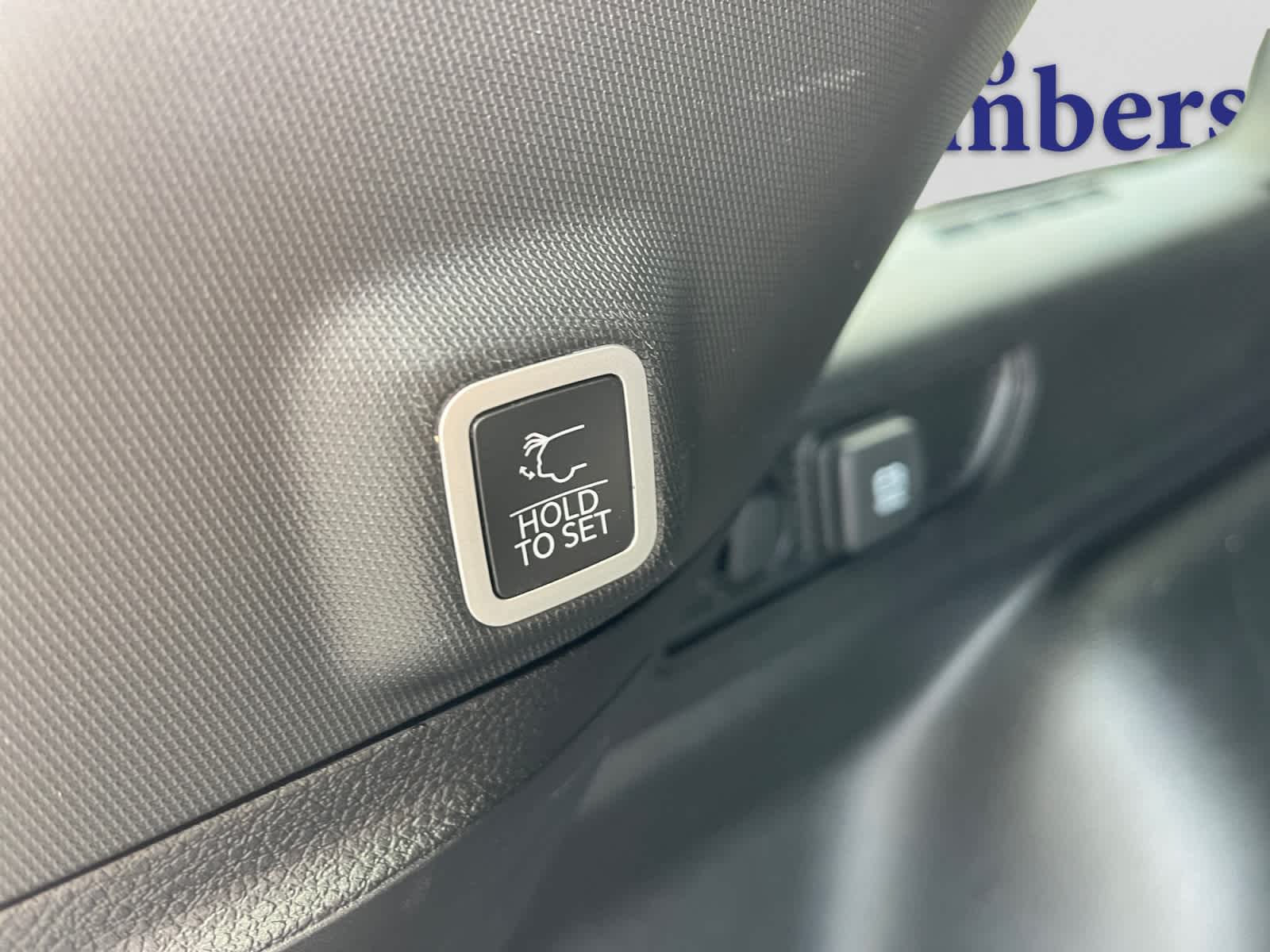 2023 Jeep Grand Cherokee Altitude - Photo 7
