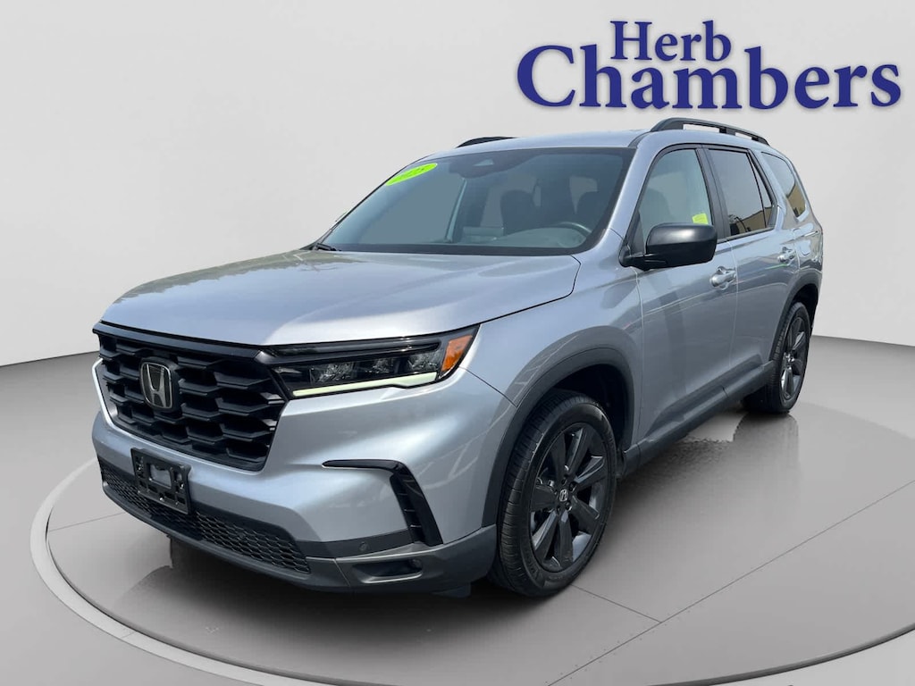 Used 2025 Honda Pilot Sport SUV