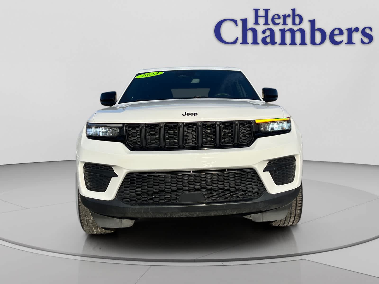 used 2023 Jeep Grand Cherokee car, priced at $30,079