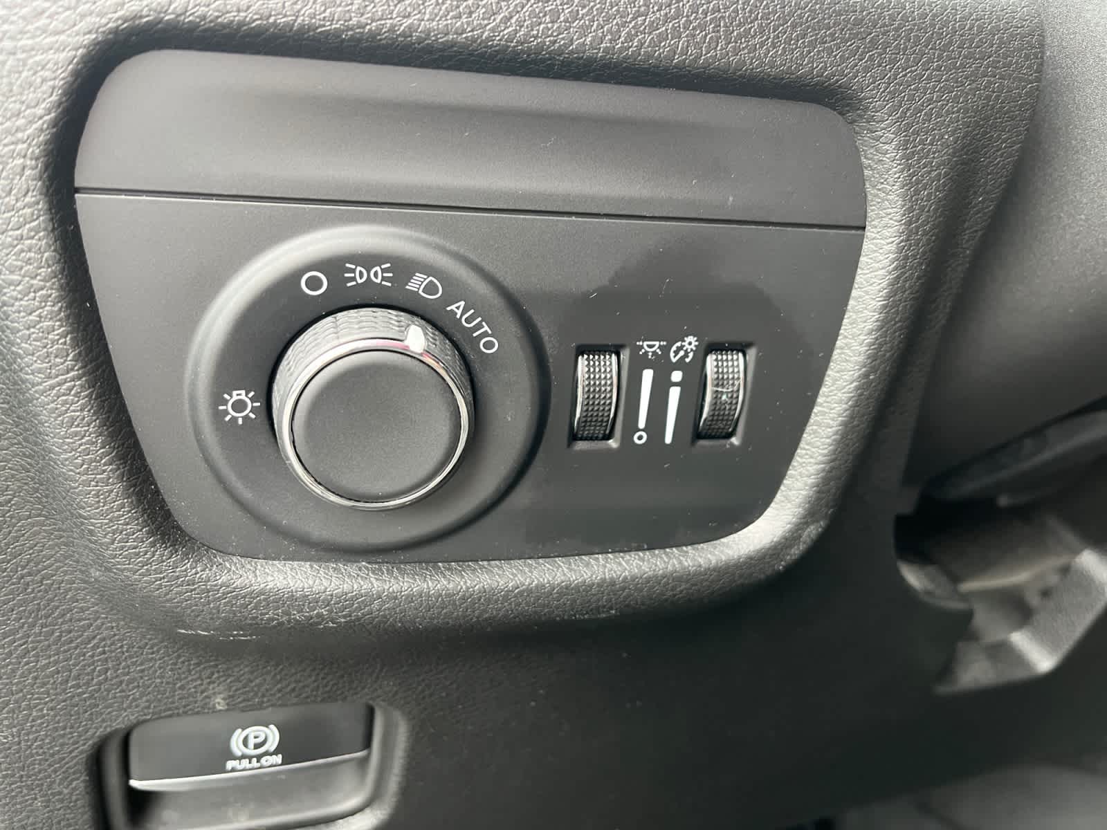 used 2024 Jeep Grand Cherokee L car, priced at $29,466