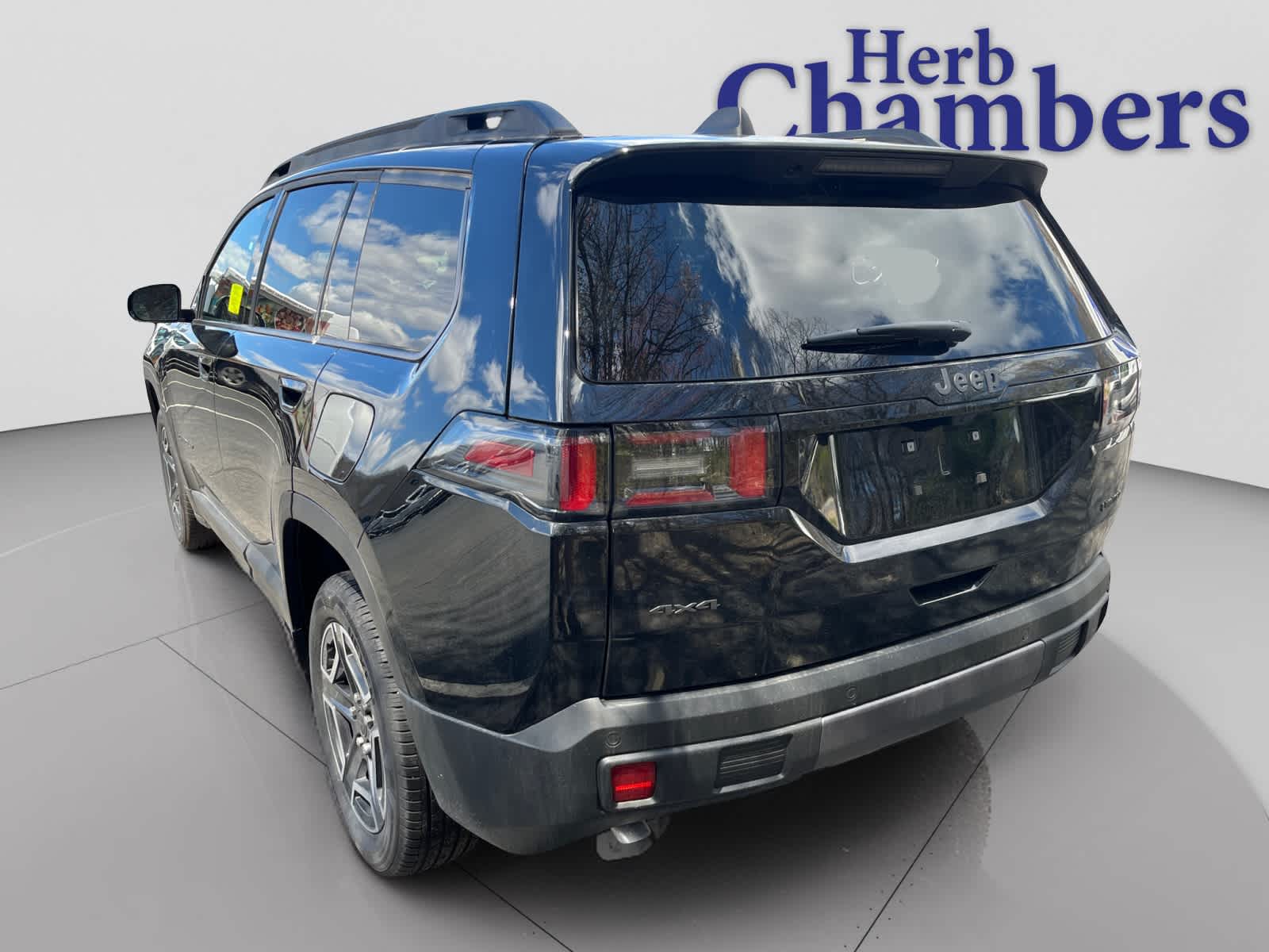 new 2026 Jeep Cherokee car, priced at $44,905