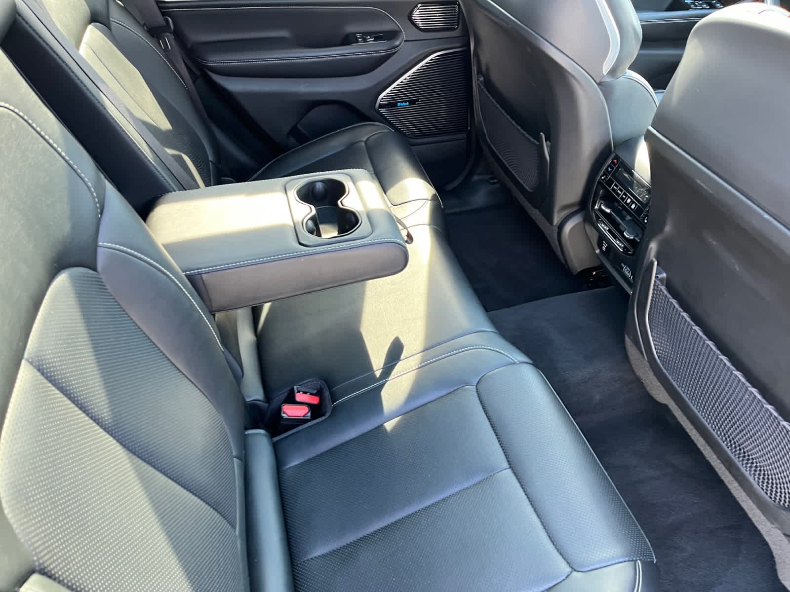 used 2022 Jeep Grand Cherokee car, priced at $32,648