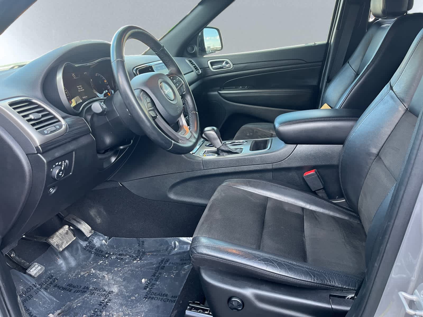 used 2020 Jeep Grand Cherokee car, priced at $23,402