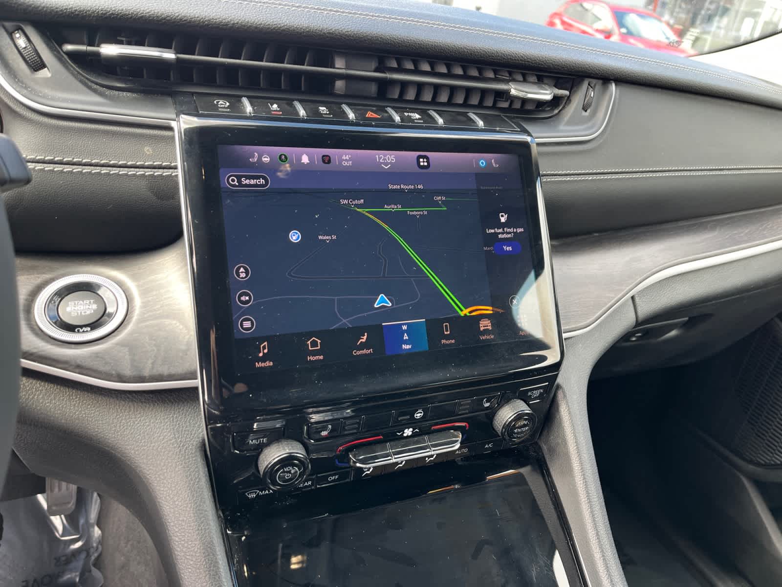 used 2023 Jeep Grand Cherokee car, priced at $28,384