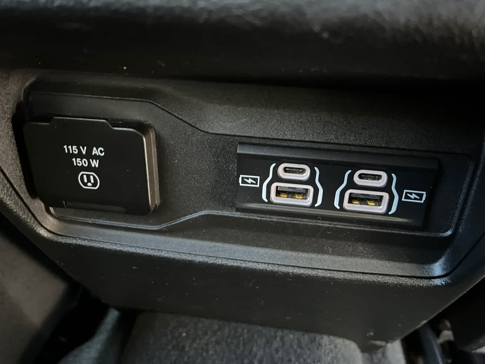 used 2024 Jeep Grand Cherokee L car, priced at $29,403