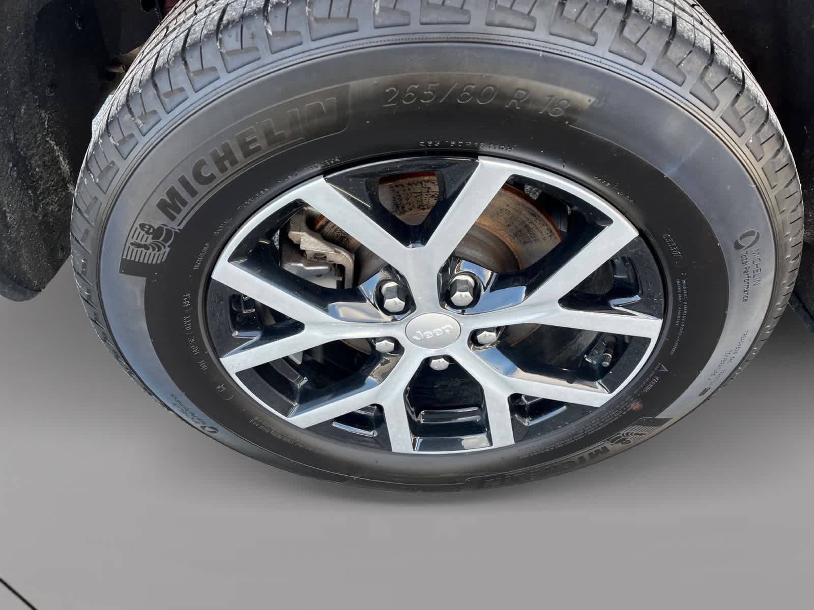 used 2024 Jeep Grand Cherokee car, priced at $30,451