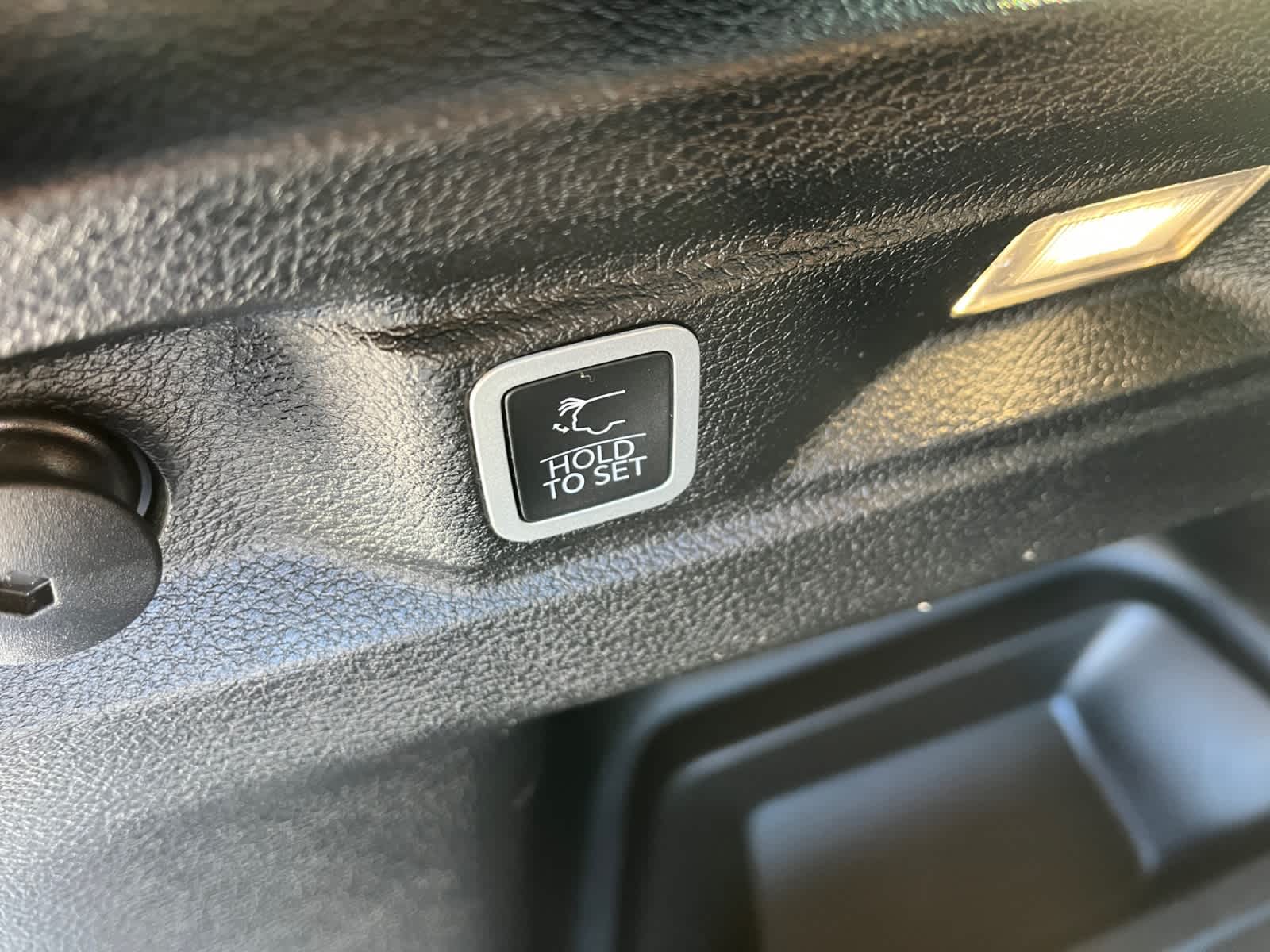 used 2024 Jeep Grand Cherokee L car, priced at $29,403