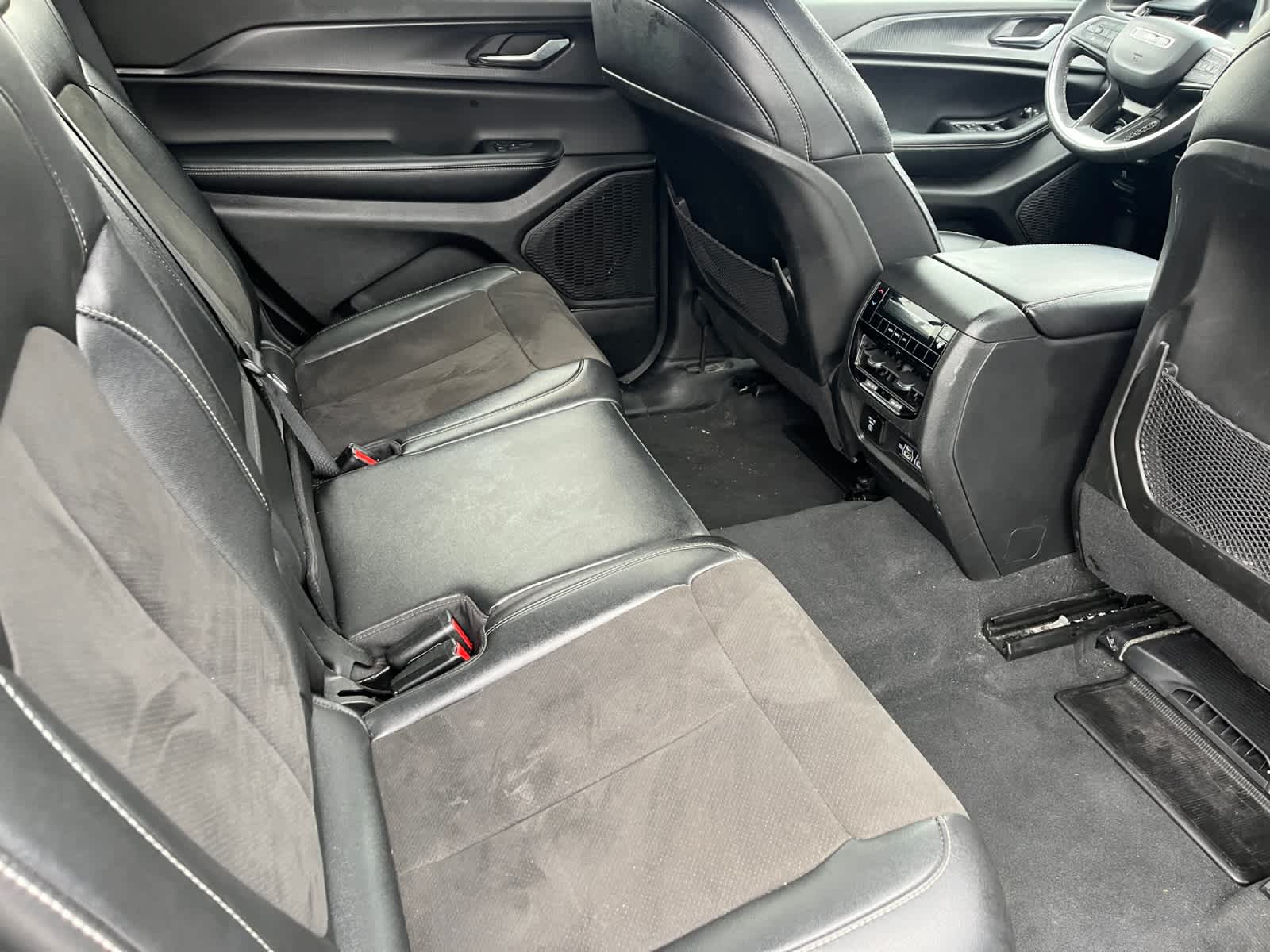 used 2024 Jeep Grand Cherokee L car, priced at $29,466