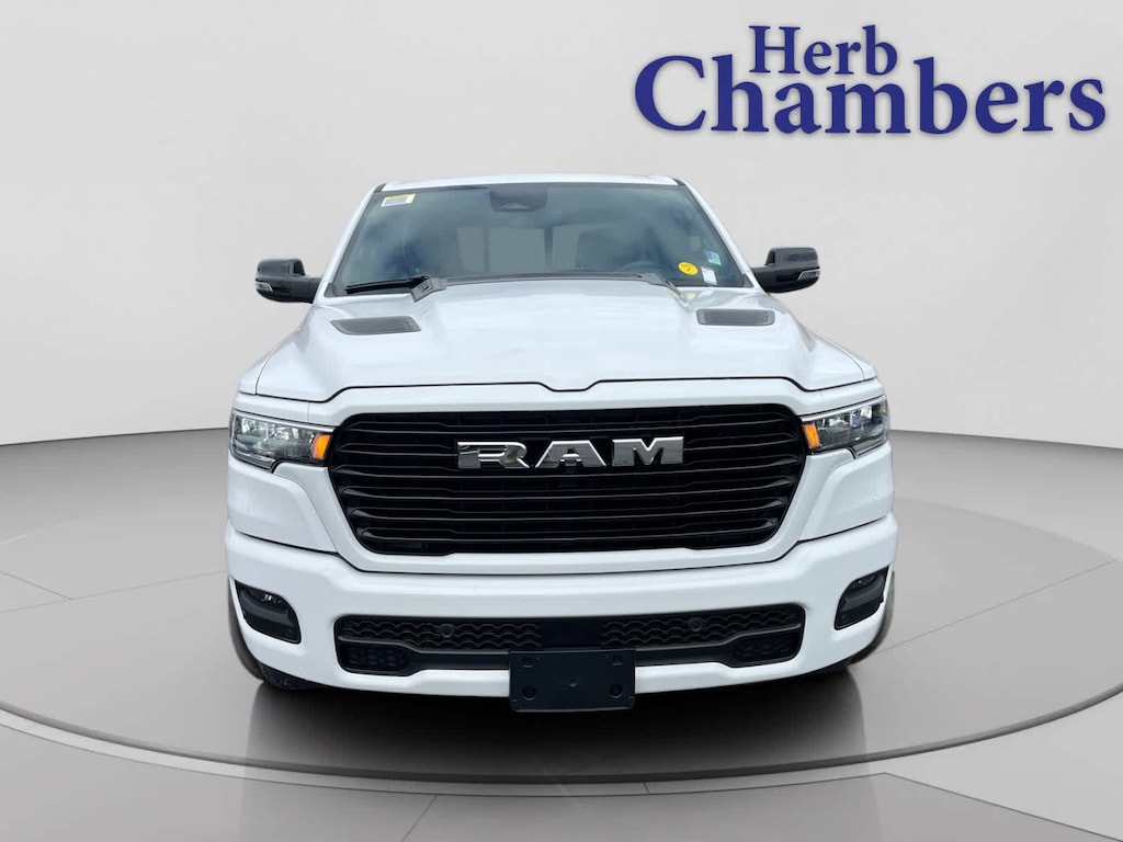 New 2026 Ram 1500 LARAMIE CREW CAB 4X4 5'7 BOX Pickup