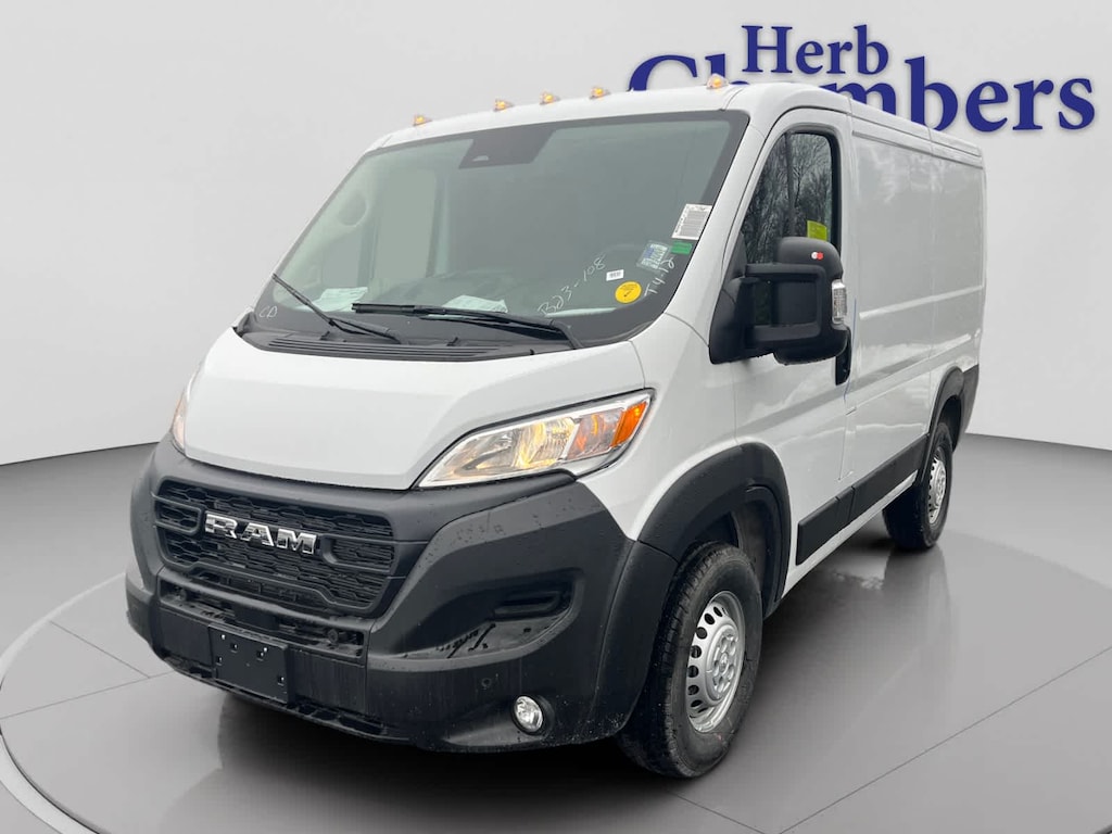 New 2026 Ram ProMaster PROMASTER 1500 TRADESMAN CARGO VAN LOW ROOF 118' W Cargo Van
