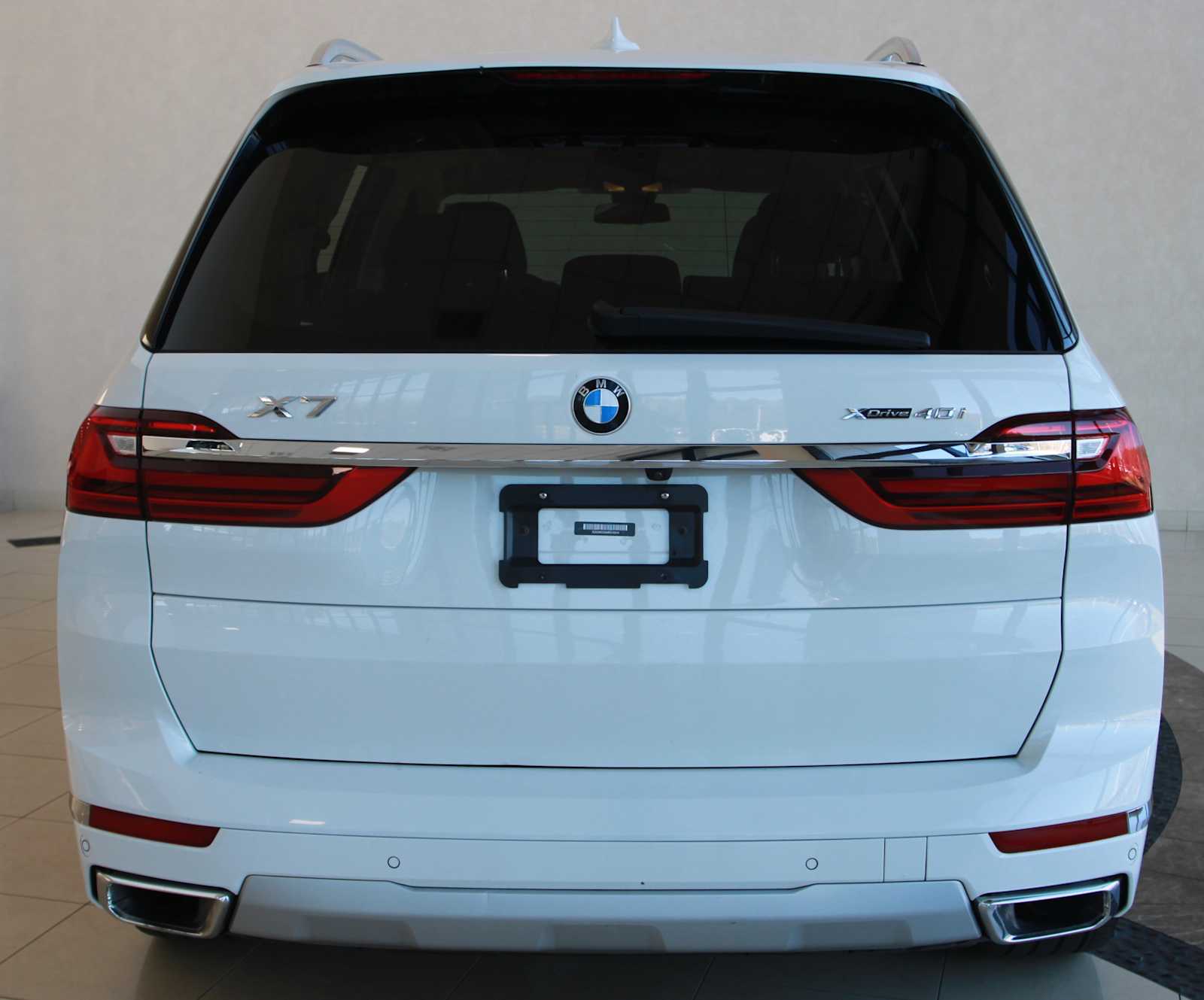 used 2021 BMW X7 xDrive40i car, priced at $34,899