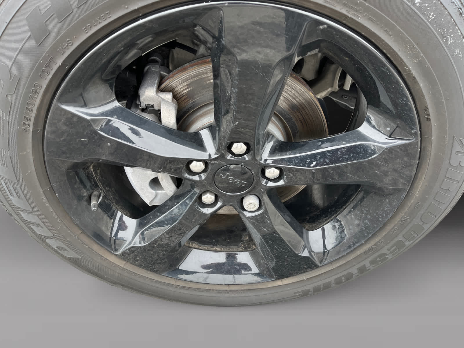 used 2024 Jeep Grand Cherokee car, priced at $33,303