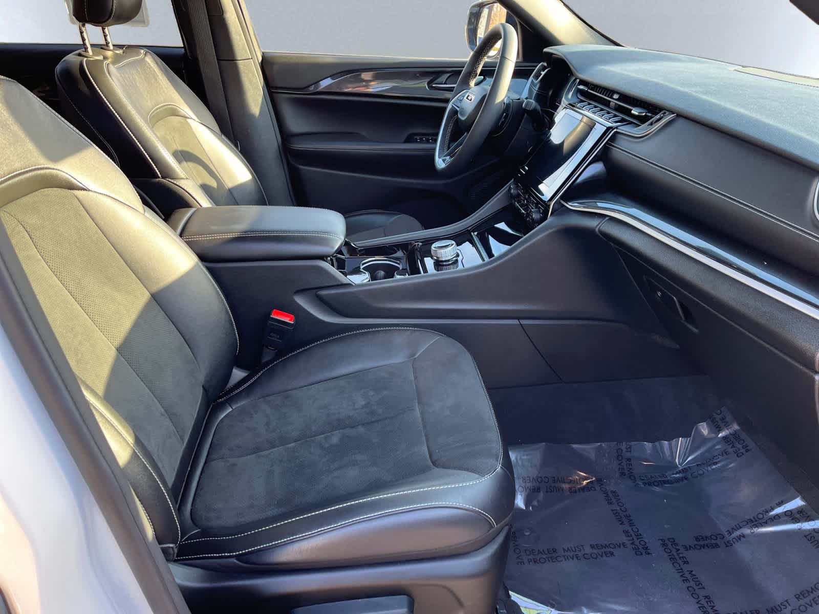 used 2023 Jeep Grand Cherokee car, priced at $30,079