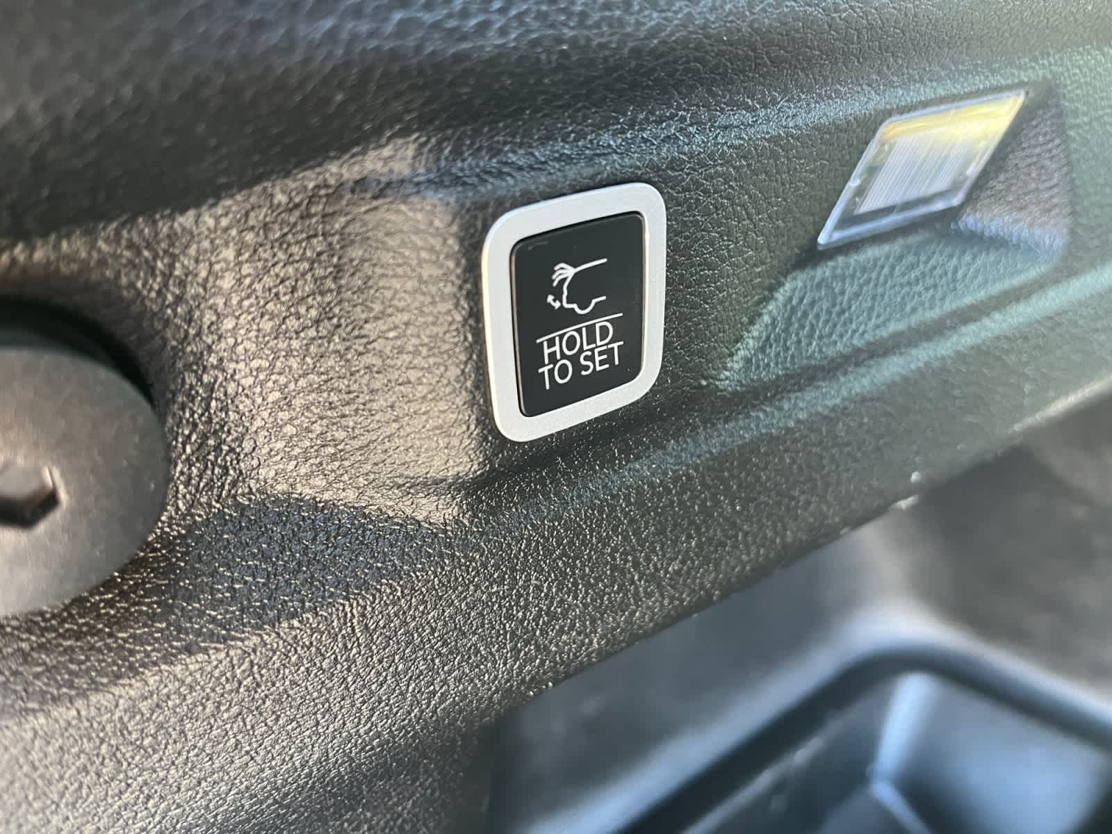 used 2024 Jeep Grand Cherokee L car, priced at $35,143